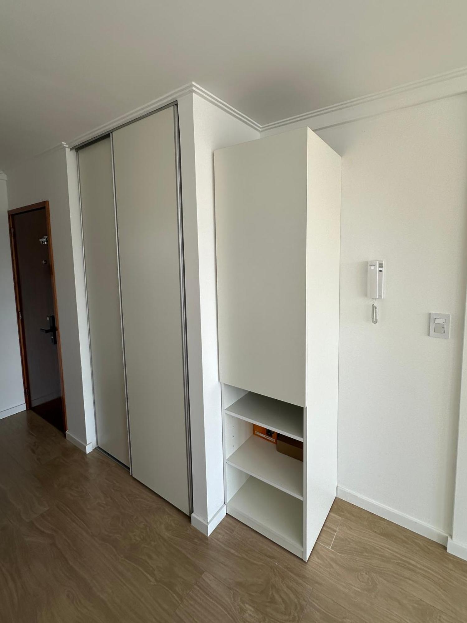 Apartamento Departamento Super Luminoso - Zona 12 Y 38 *
